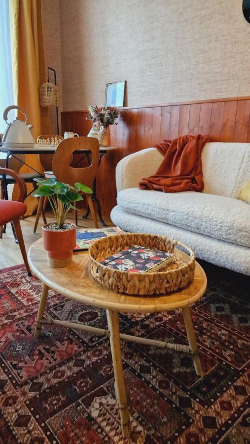 Studio 2 Pers Aux Inspirations 60S Chalon-sur-Saône Eksteriør billede