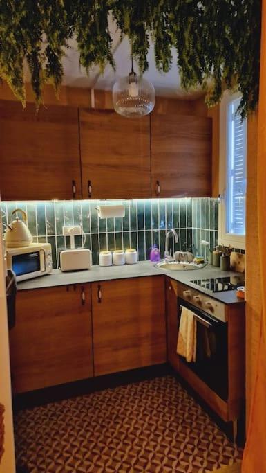 Studio 2 Pers Aux Inspirations 60S Chalon-sur-Saône Eksteriør billede