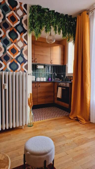 Studio 2 Pers Aux Inspirations 60S Chalon-sur-Saône Eksteriør billede