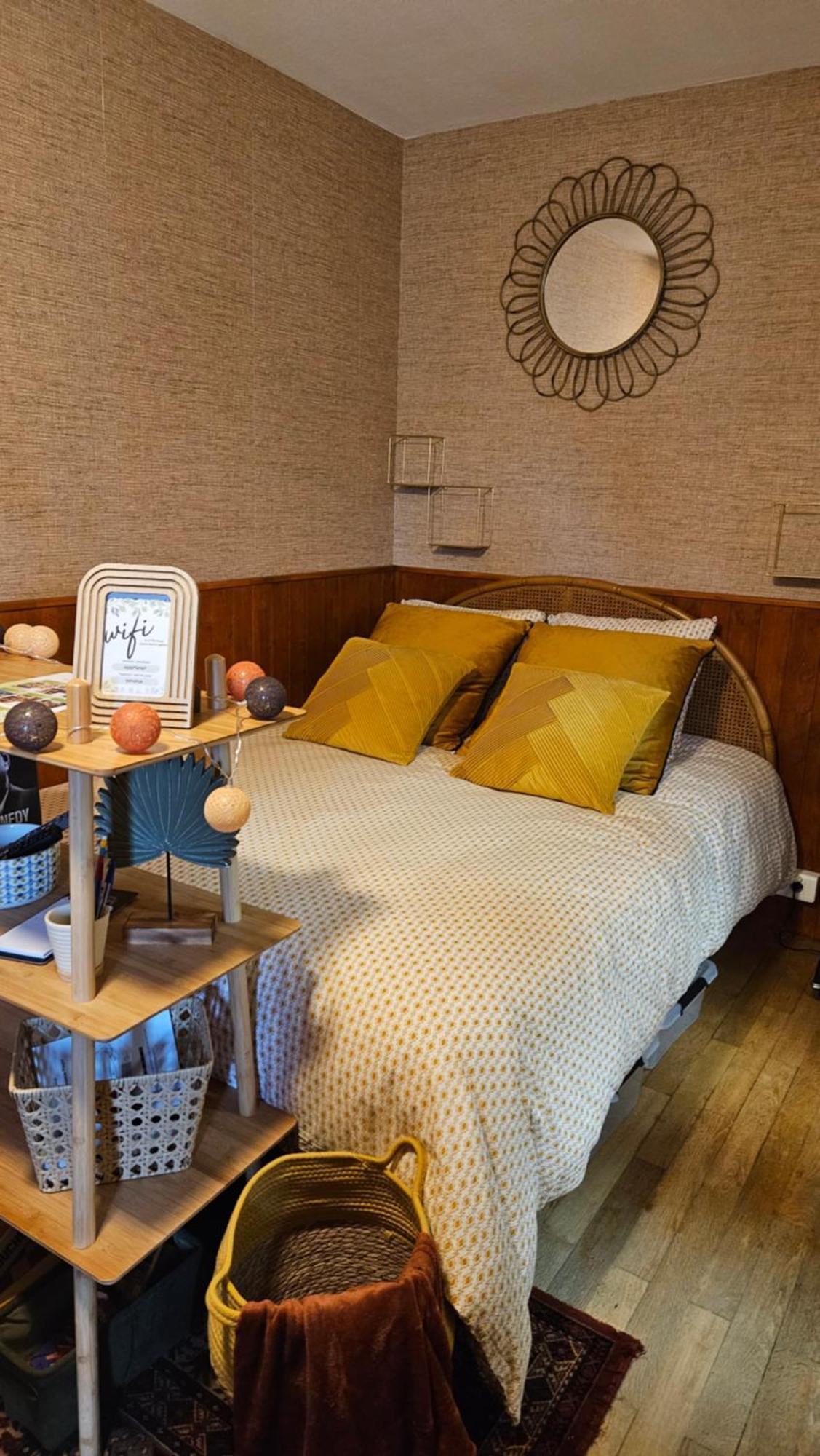 Studio 2 Pers Aux Inspirations 60S Chalon-sur-Saône Eksteriør billede