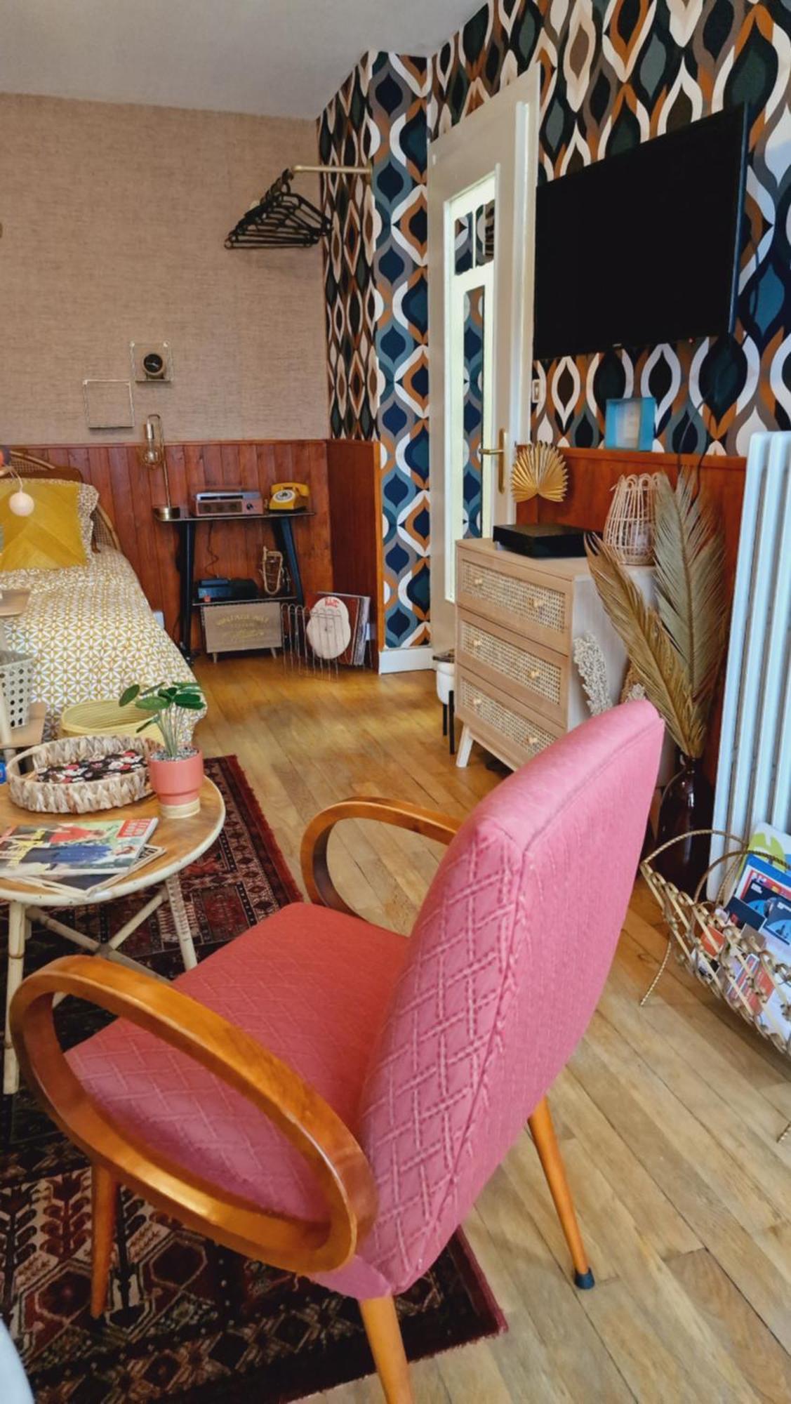 Studio 2 Pers Aux Inspirations 60S Chalon-sur-Saône Eksteriør billede