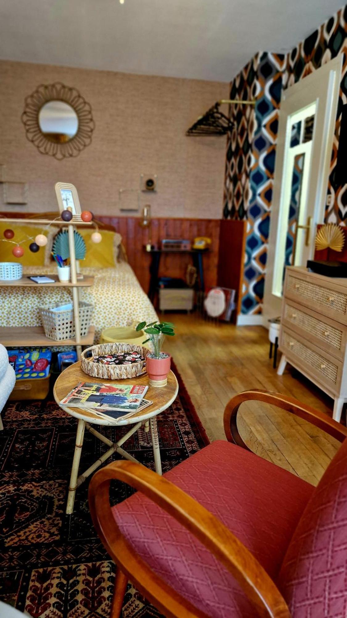 Studio 2 Pers Aux Inspirations 60S Chalon-sur-Saône Eksteriør billede