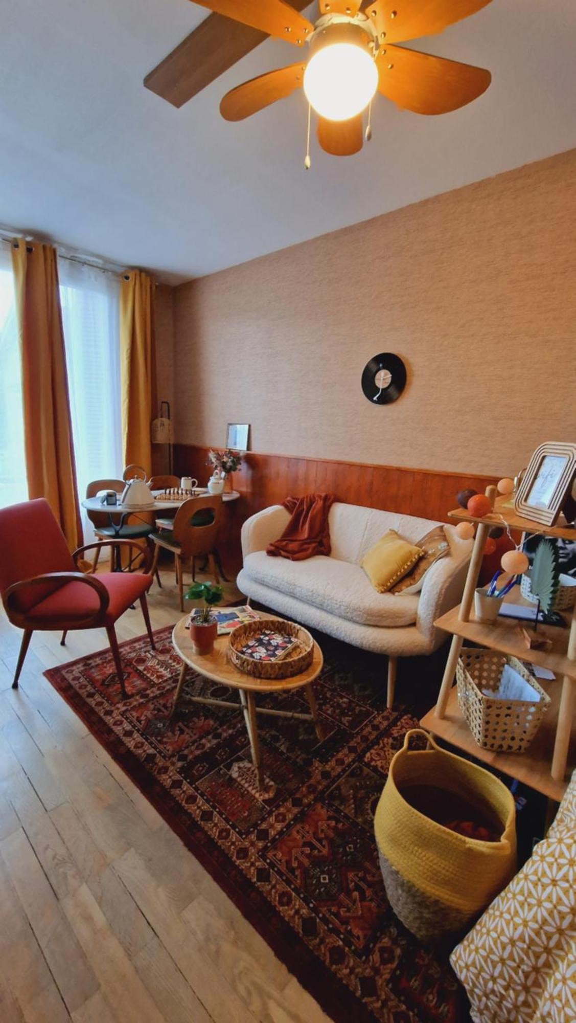 Studio 2 Pers Aux Inspirations 60S Chalon-sur-Saône Eksteriør billede