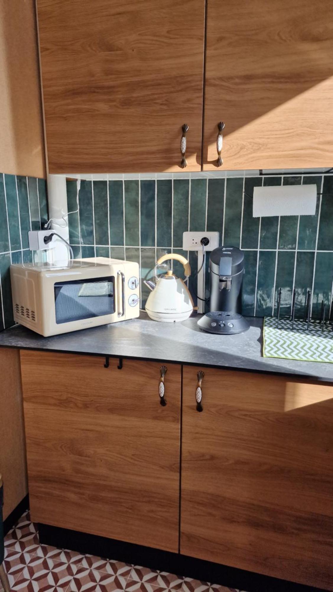 Studio 2 Pers Aux Inspirations 60S Chalon-sur-Saône Eksteriør billede